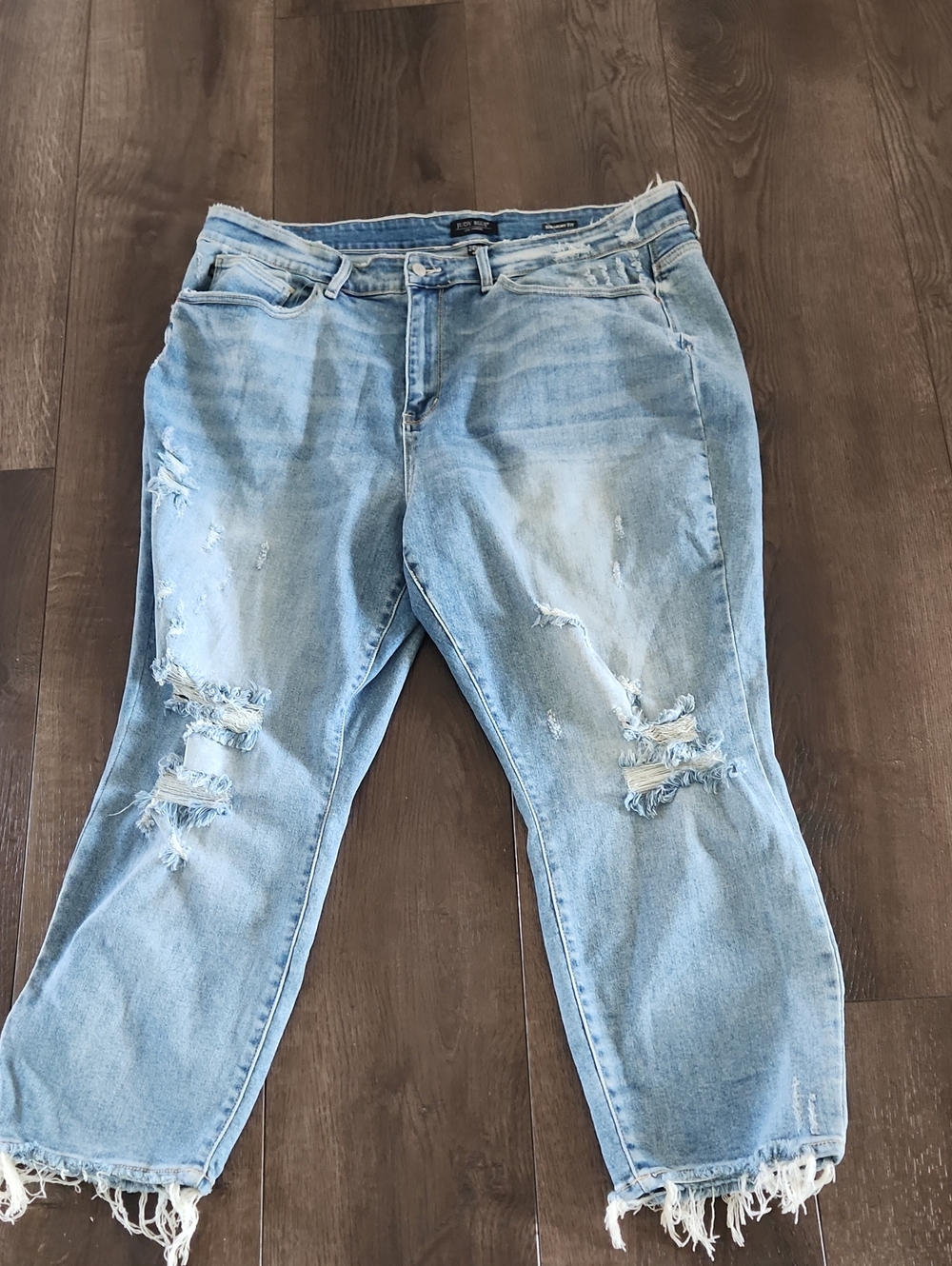 Judy Blue Light Blue Distressed Straight Fit Jeans